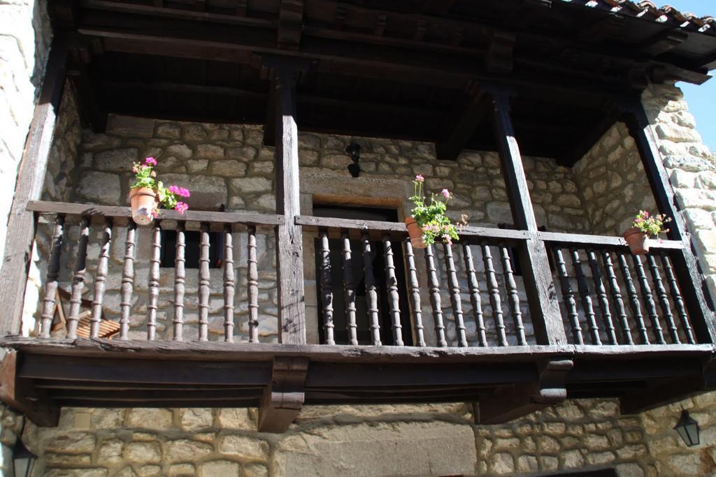 Casas Rurales La Tahona De Besnes Vendégház Alles Kültér fotó