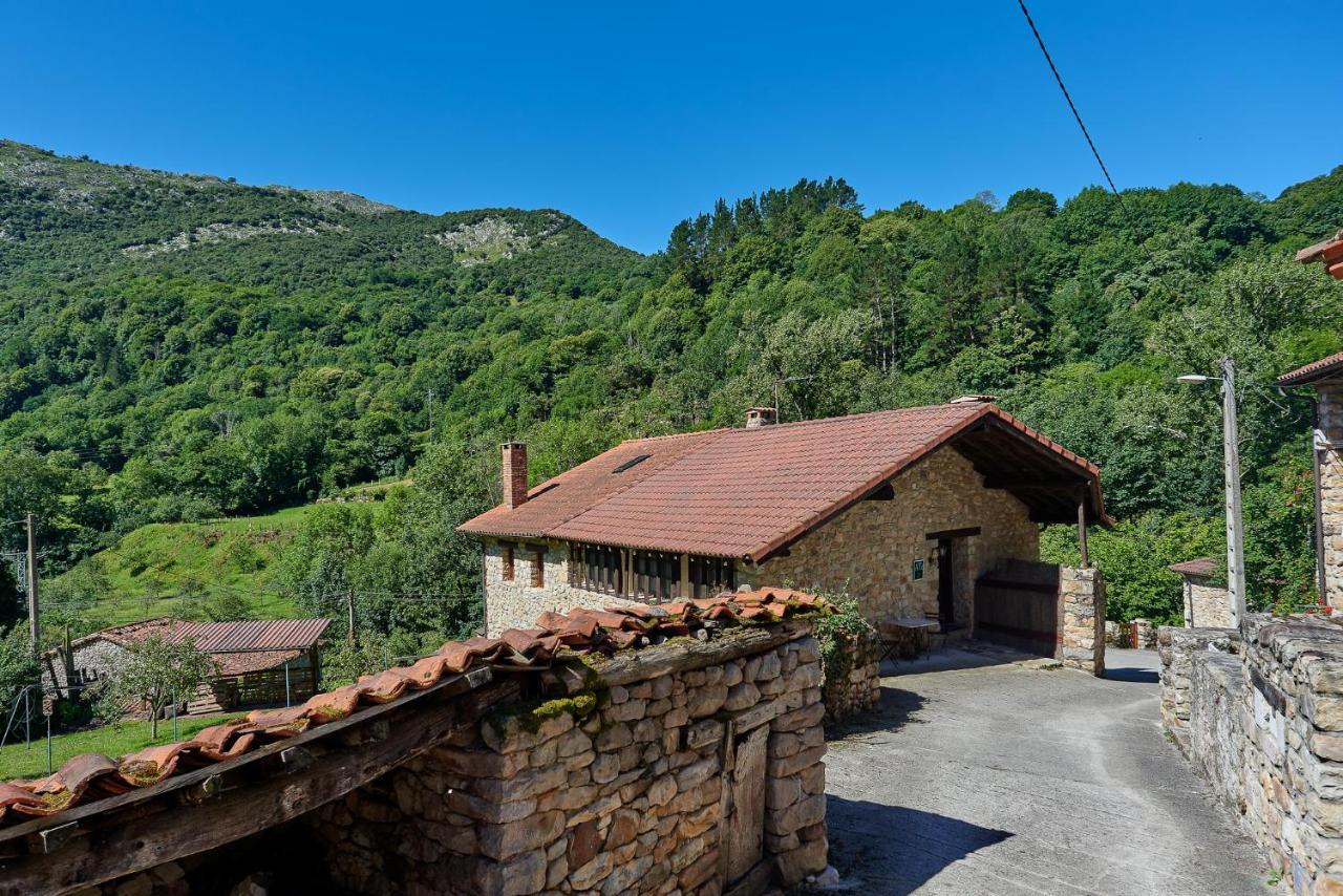 Casas Rurales La Tahona De Besnes Vendégház Alles Kültér fotó